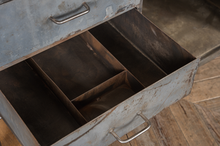 vintage industrial restaurant furniture