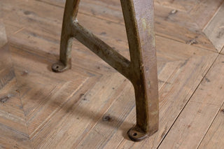 industrial-style-vintage-lathe-machine-leg