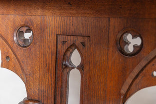 vintage-victorian-lectern-close-up-carvings