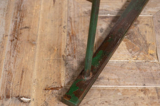 vintage-industrial-style-metal-shelves-leg