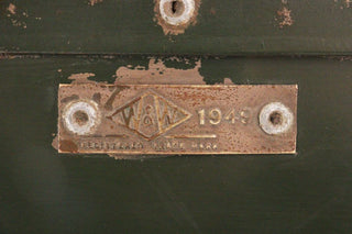 vintage-metal-storage-unit-detail