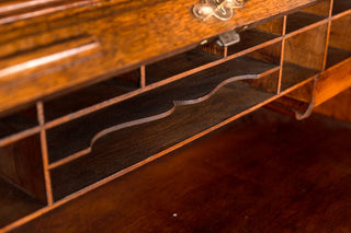 vintage-roll-top-office-desk-close-up