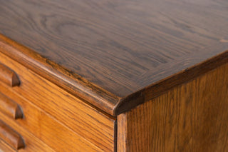 1920s-oak-plan-chest-close-up