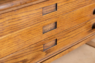 1920s-oak-plan-chest-close-up