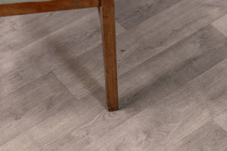 dancer-and-hearne-dining-chair-leg