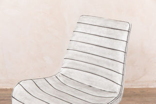 vintage style dining seating