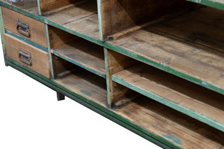 shelves-close-up