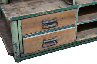 wooden-drawer-close-up