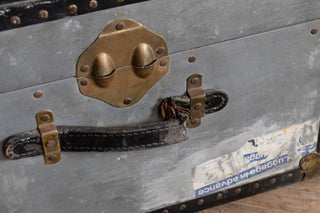Vintage Trunk Coffee Table Handle
