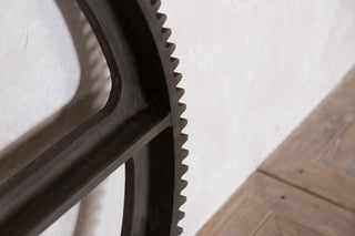 medium-wheel-close-up