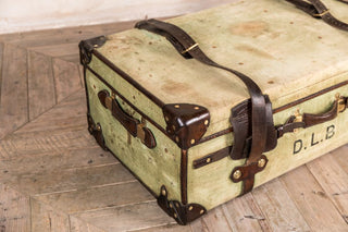 vintage-suitcase