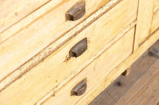 yellow-industrial-workbench-close-up-drawers
