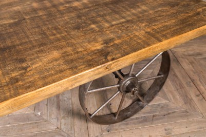 engine trolley dining table