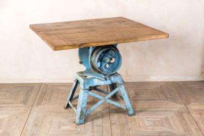 upcycled bar poseur table