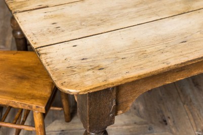 Victorian pine dining table