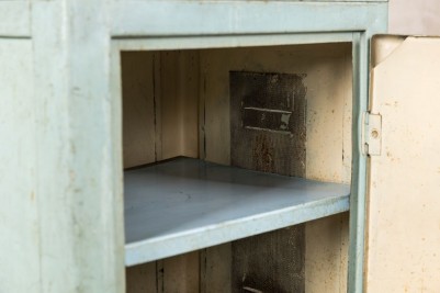 aluminium cabinet