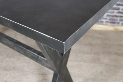 steel top restaurant table
