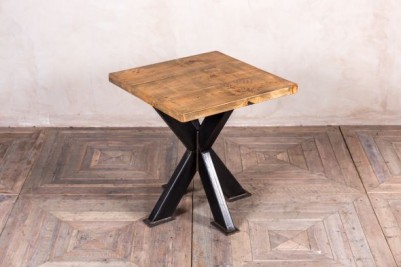 pine top pedestal table