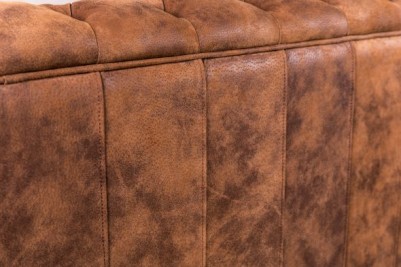 Cheaterfield tufted sofa