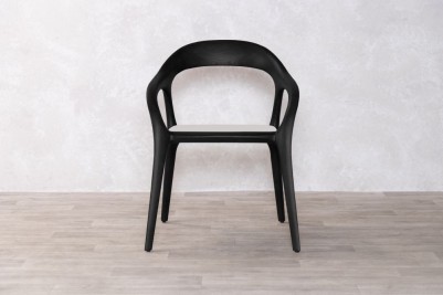 front-view-of-black-chair