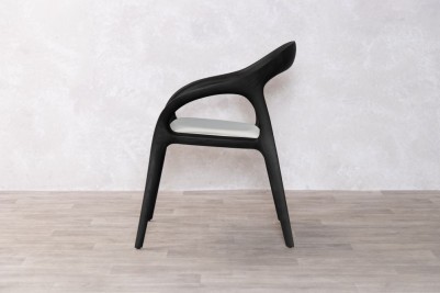 side-view-of-black-chair