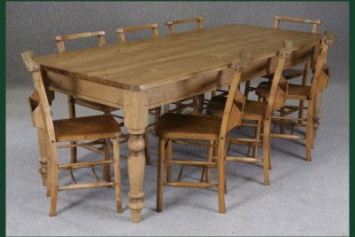 Victorian pine dining table and chapel chairs