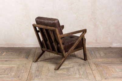 brown leather lounge chair