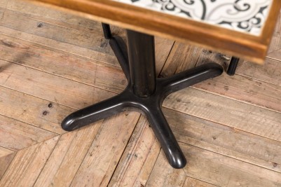 four prong restaurant table
