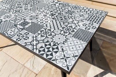 ceramic-top-table-monochrome