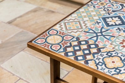 classic-colours-wooden-leg-table