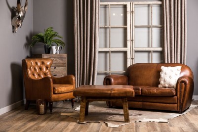 chesterfield style living chair