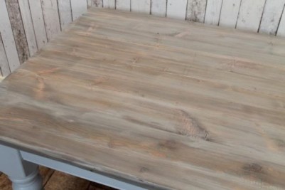white wash pine table