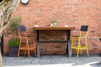 outdoor stools