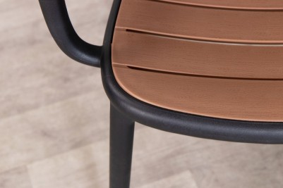 brown-chair-close-up