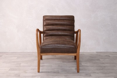 glastonbury-vintage-style-lounge-chair-brown-front