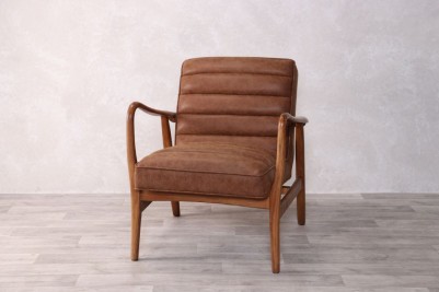 glastonbury-vintage-style-lounge-chair-tan-angle