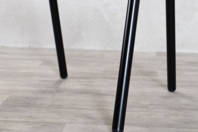 black-chair-leg