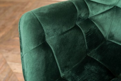 deep green velvet chair