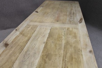 Large pine table 4meter of 12 foot