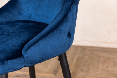 blue button back bar stool