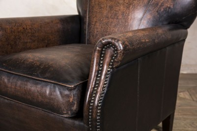 leather-armchair-material-seat