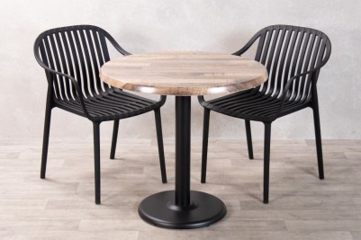 rustic-maple-table-with-black-california-chairs