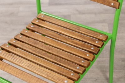 green-summer-outdoor-chair-close-up