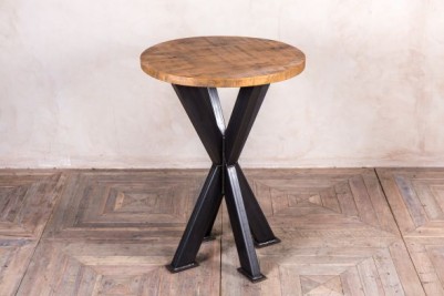 round pine top table