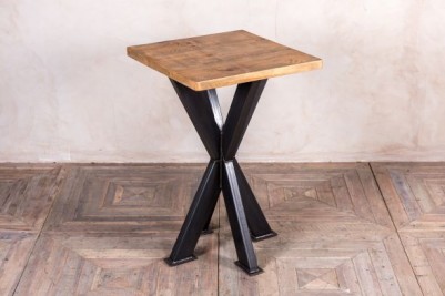 square pine top table