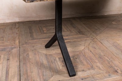 rustic oak dining table