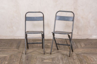 grey metal folding chairs