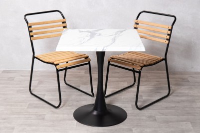 white-marble-table-with-dartmouth-chairs