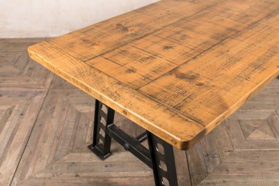 pine top table