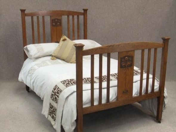 Arts And Crafts Bed In Oak